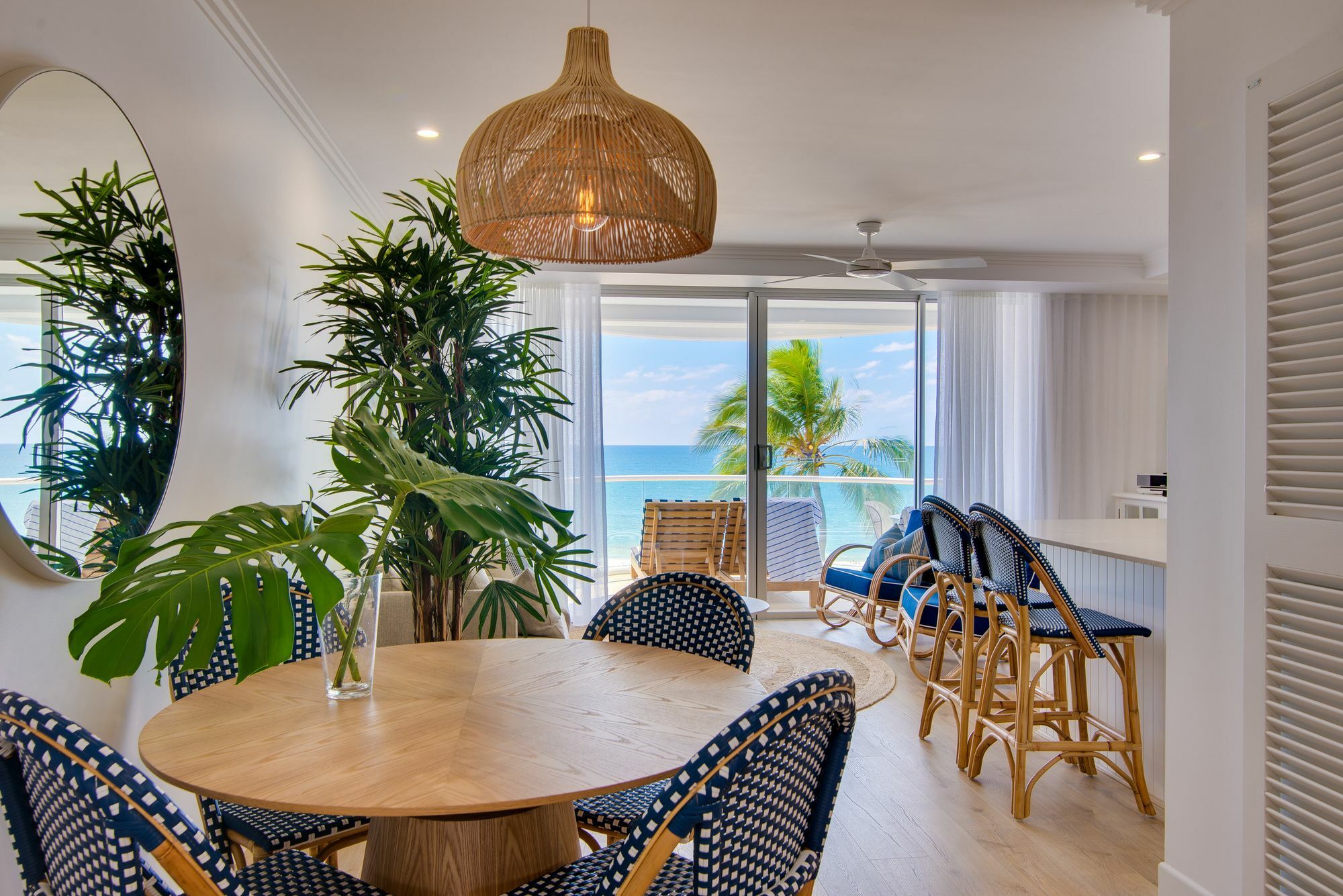 Tingirana Noosa Aparthotel Exterior photo